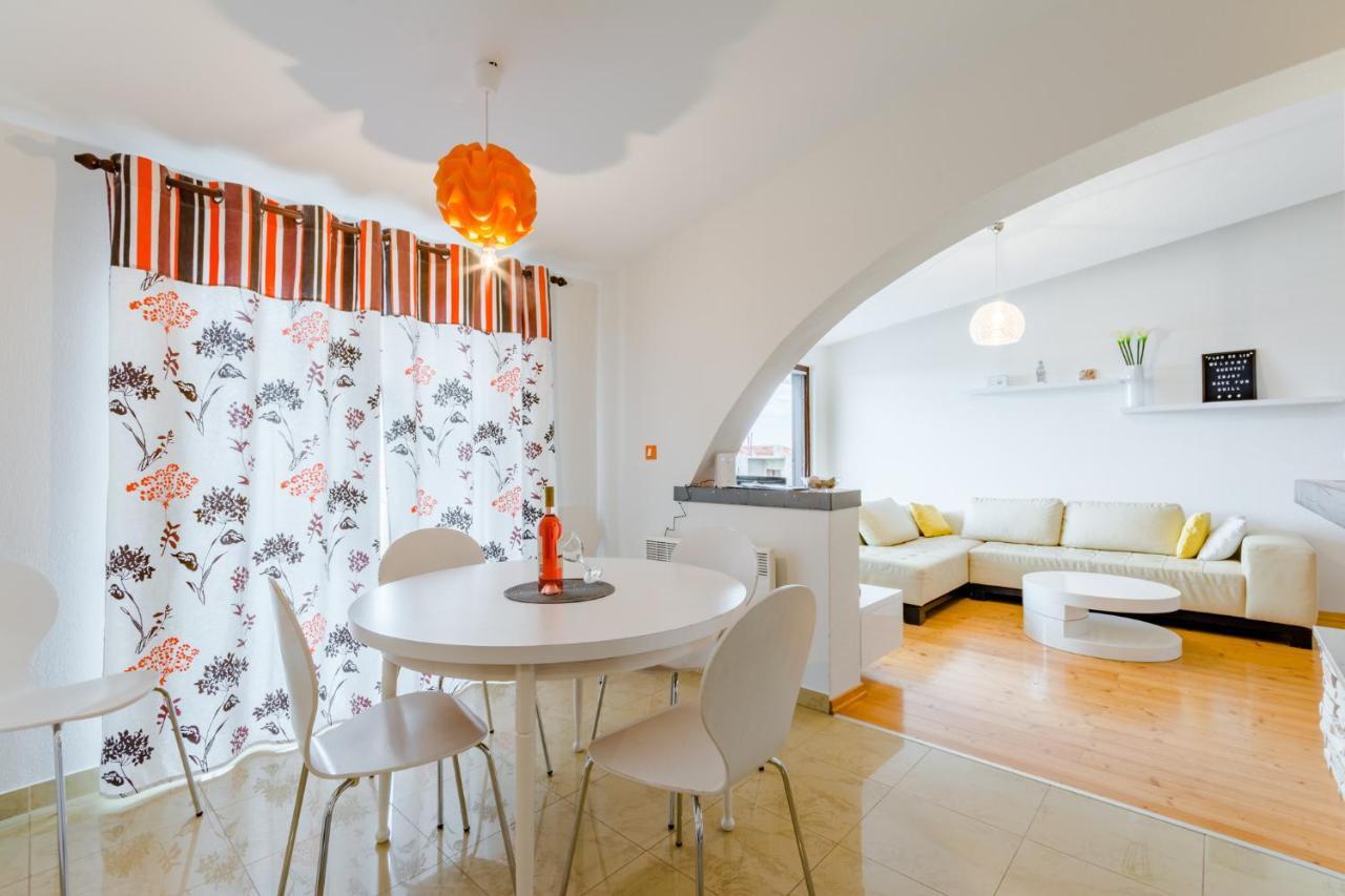 Apartments Flor De Lis ポドストラナ エクステリア 写真